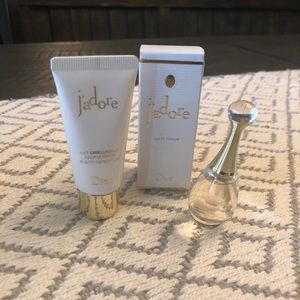 Jadore Dior EAU DE PARFUM